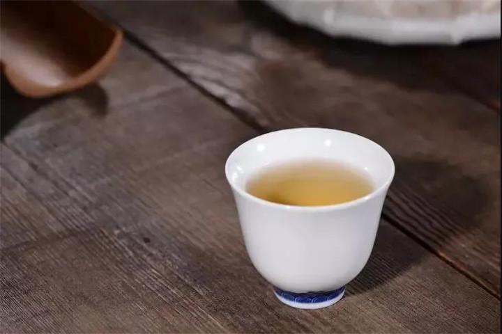 茶是冬的知音，圍爐煮飲，邂逅雅致的溫暖！