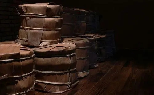 恐怖的普洱老茶翻新“技術(shù)倉”？