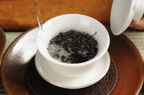 普洱茶怎么泡？原來熟茶和生茶泡法不一樣，浪費了多少茶葉