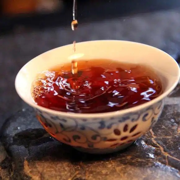 什么季節(jié)喝普洱茶好？喝普洱茶的禁忌和注意事項?