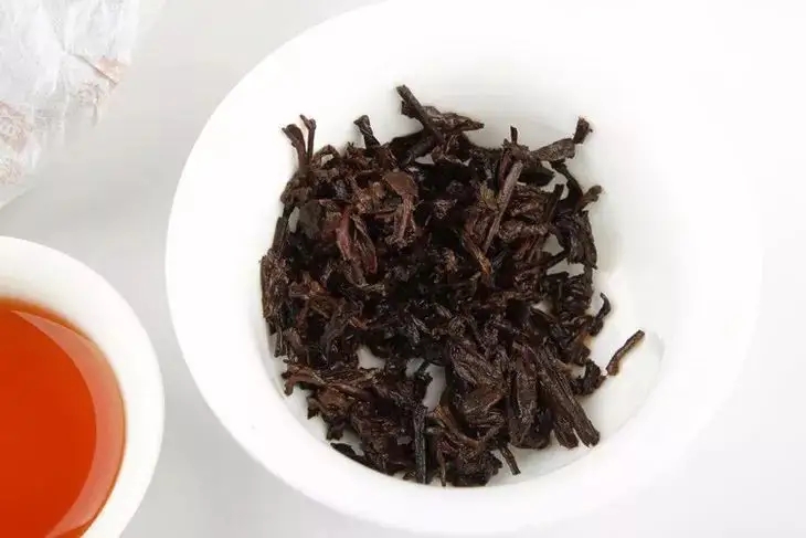 普洱熟茶好壞如何辨別？行家教你3步走！聞茶香、品茶湯、鑒葉底