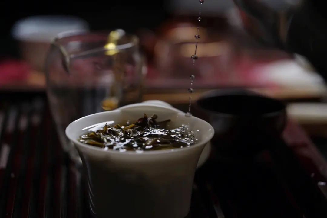 2023年老班章古樹(shù)春茶特點(diǎn)？